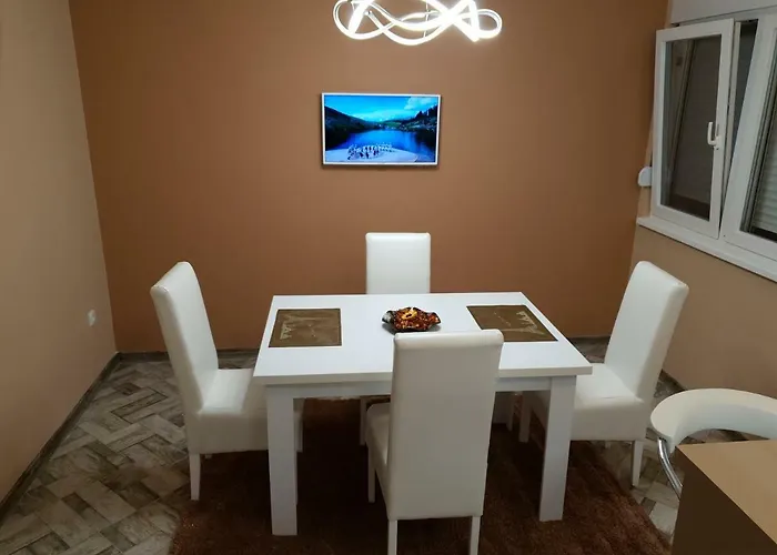 아파트 Centar Exclusive 스메데레보